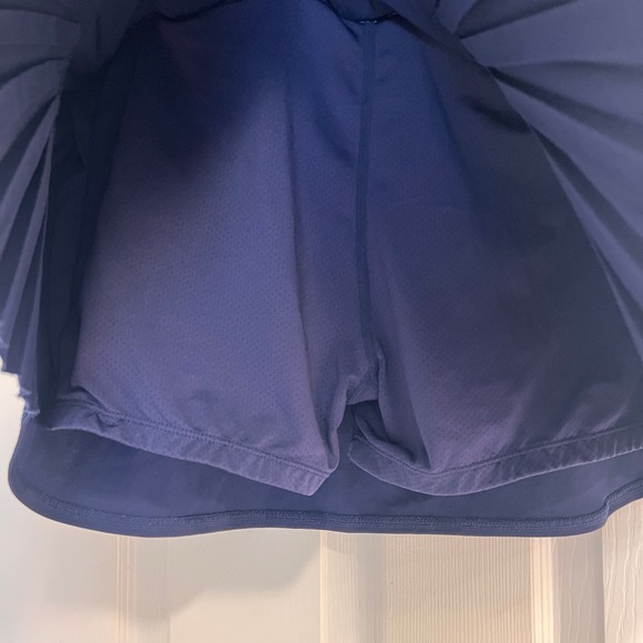 Baleaf Womens Navy Blue Pleated Tennis Skort - Picture 3 of 5